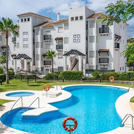 11 Modern Apt With Sea Views, Two Poolareas, Close To Parks & Beaches Manilva Leilighet Eksteriør bilde