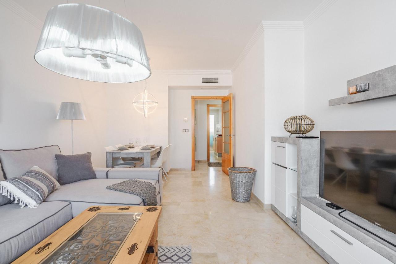 11 Modern Apt With Sea Views, Two Poolareas, Close To Parks & Beaches Manilva Leilighet Eksteriør bilde